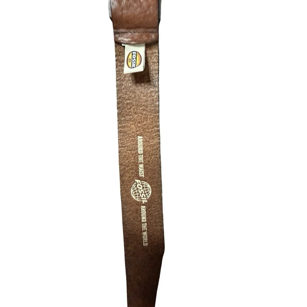 Fossil 85/34‎ Full Grain Cowhide Men's Belt Around The Waist And World